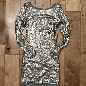 HYFVE medium sequin low back silver dress NWT perfect for night out.